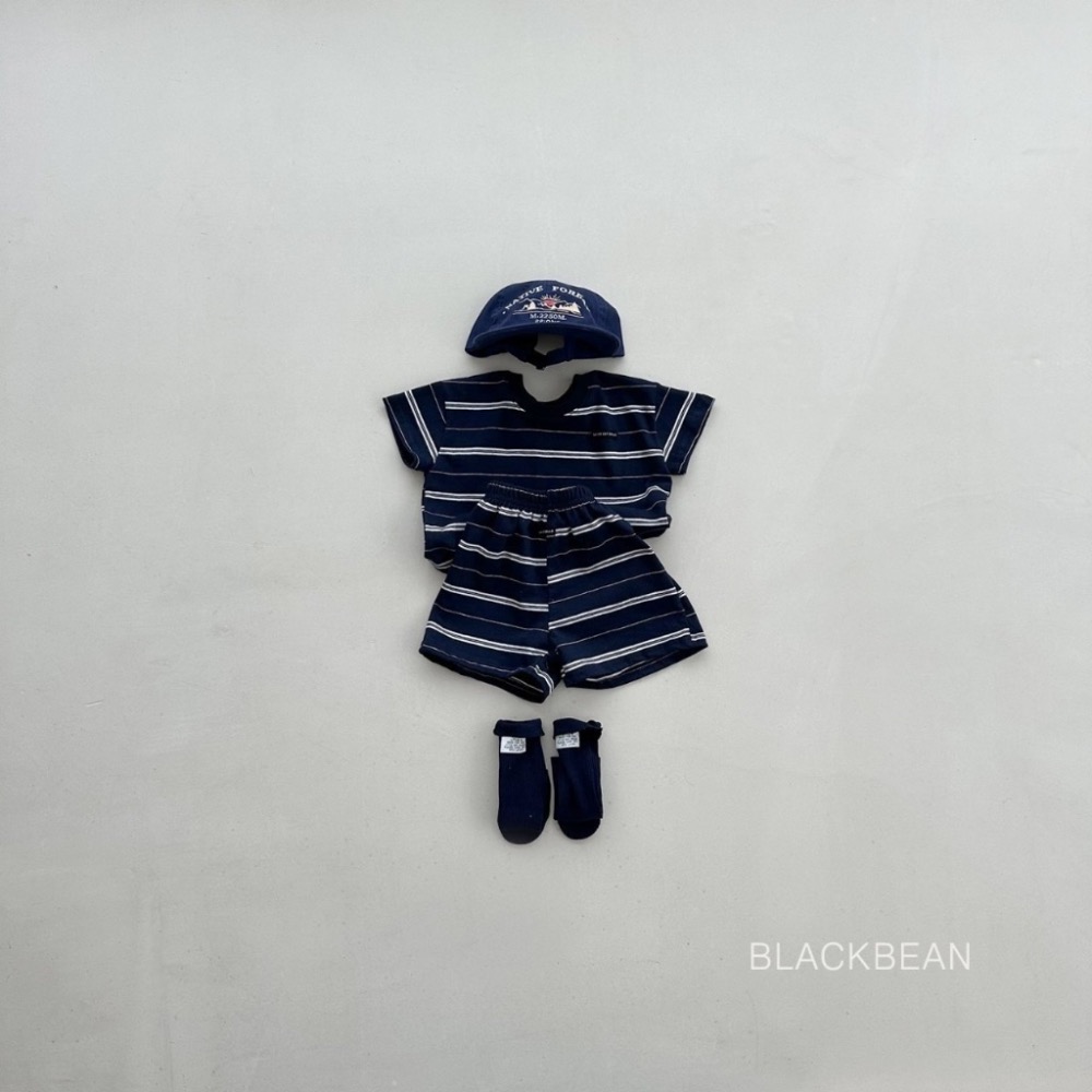 韓國🇰🇷BLACKBEAN 橫條休閒套裝-細節圖3