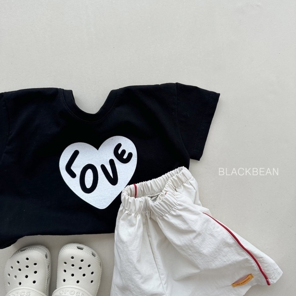 韓國🇰🇷BLACKBEAN 愛心LOVE短袖-規格圖3