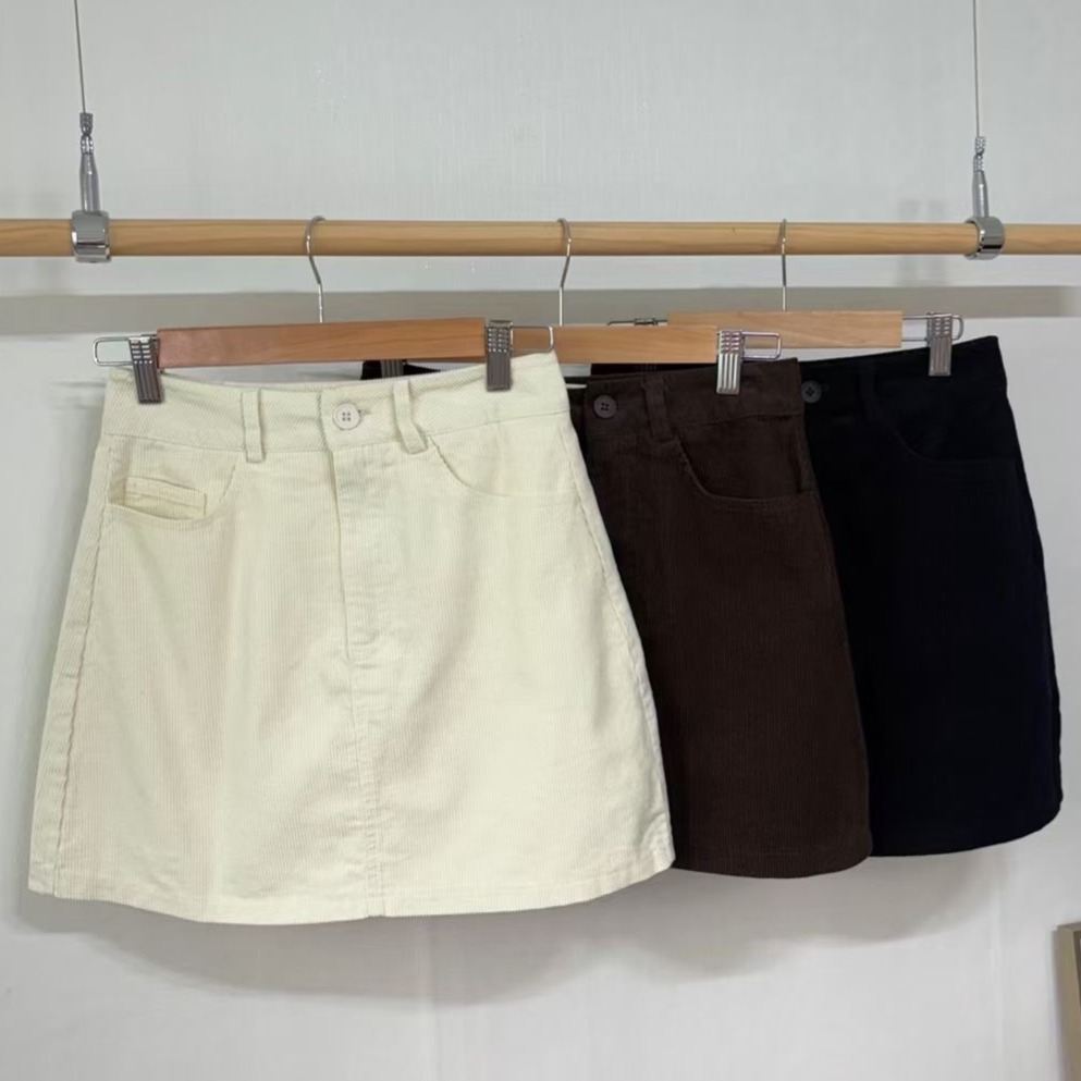 【正韓服飾】燈芯絨修身A字短裙-細節圖2