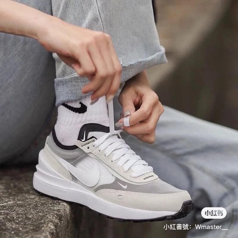 《現貨商品》NIKE Waffle one 米色 鞋-細節圖2