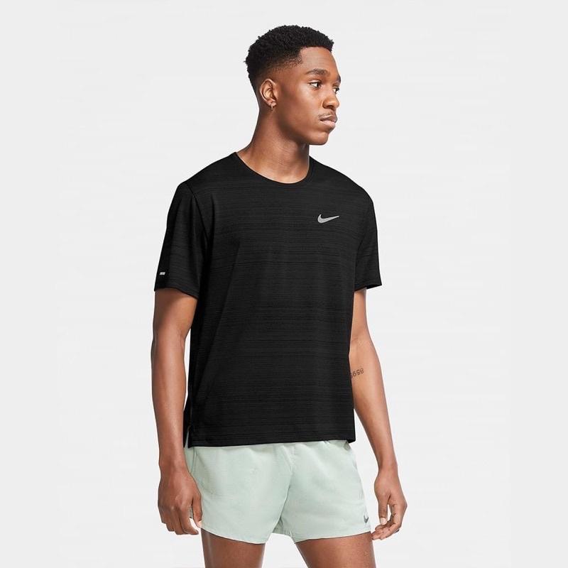 《現貨商品》NIKE Miler DRY FIT 訓練短tee 機能短tee  cu5993-細節圖3