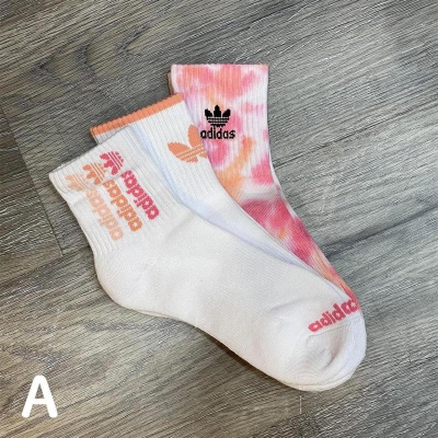 《現貨商品》女款adidas originals 三葉草 短筒襪 三雙組 襪子