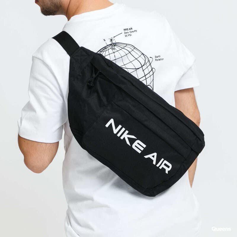 《現貨商品》NIKE AIR 大容量 腰包-細節圖2