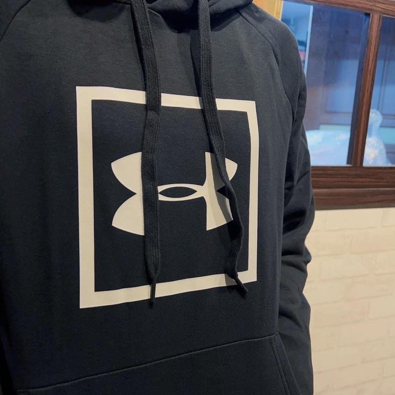 《現貨商品》UNDER ARMOUR 大LOGO 帽T-細節圖3