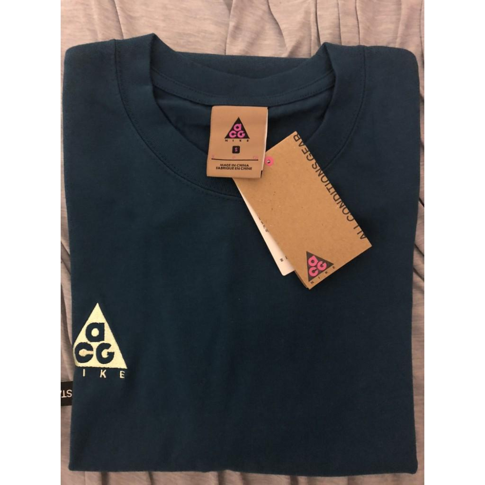 《現貨實拍》NIKE ACG 刺繡小LOGO 短TEE 多色-細節圖3