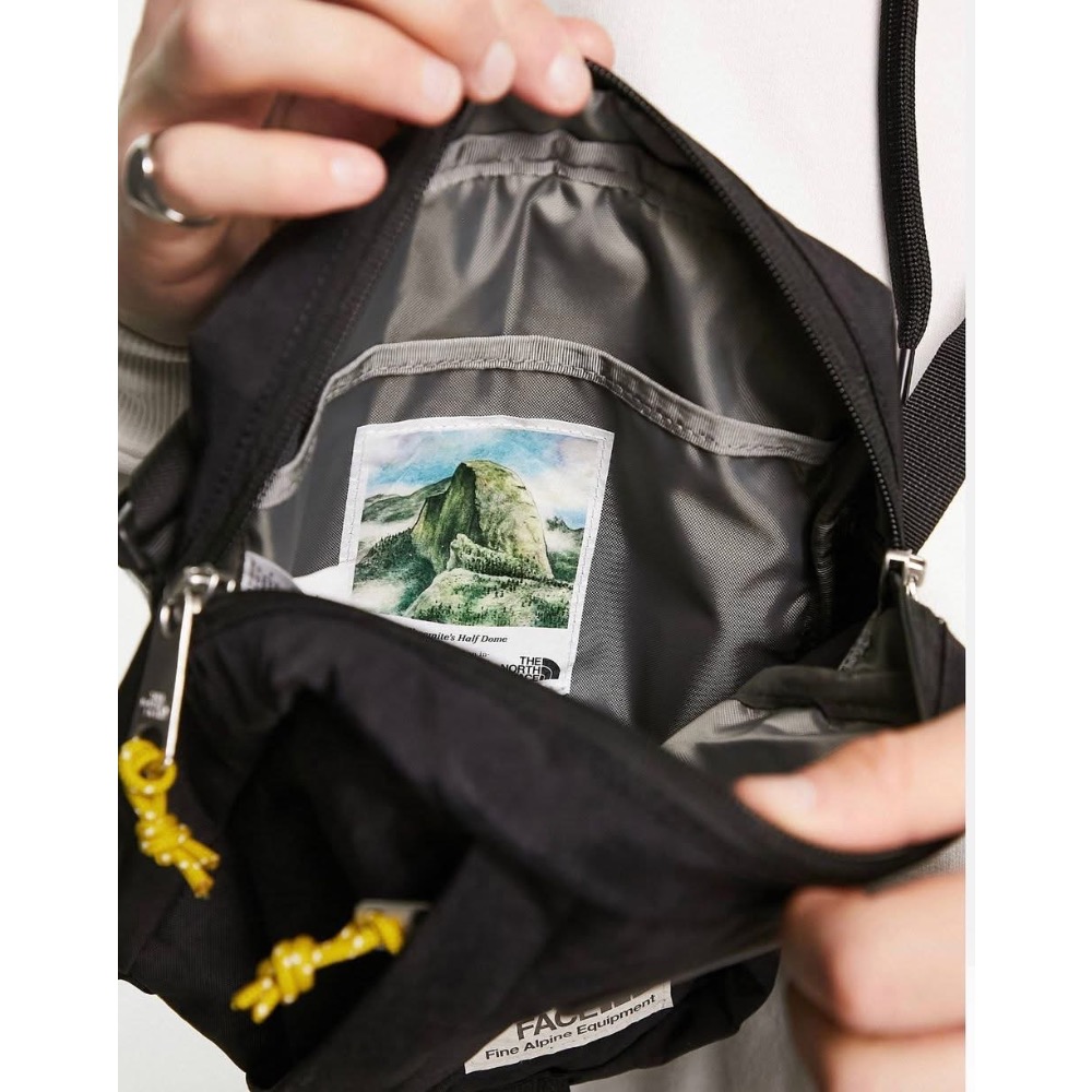 The north face berkeley 側背包-細節圖4