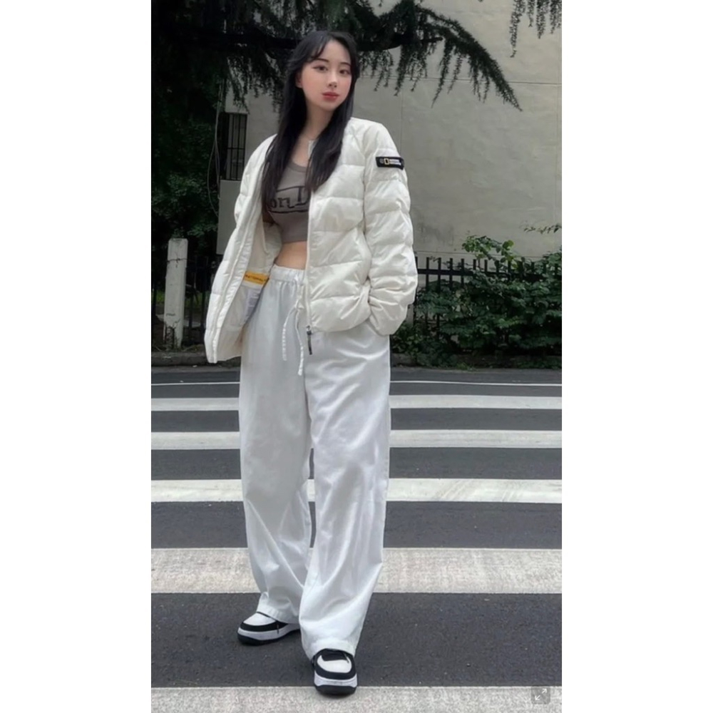 國家地理 NATIONAL GEOGRAPHIC U領鵝羽絨外套 米黃色-細節圖4