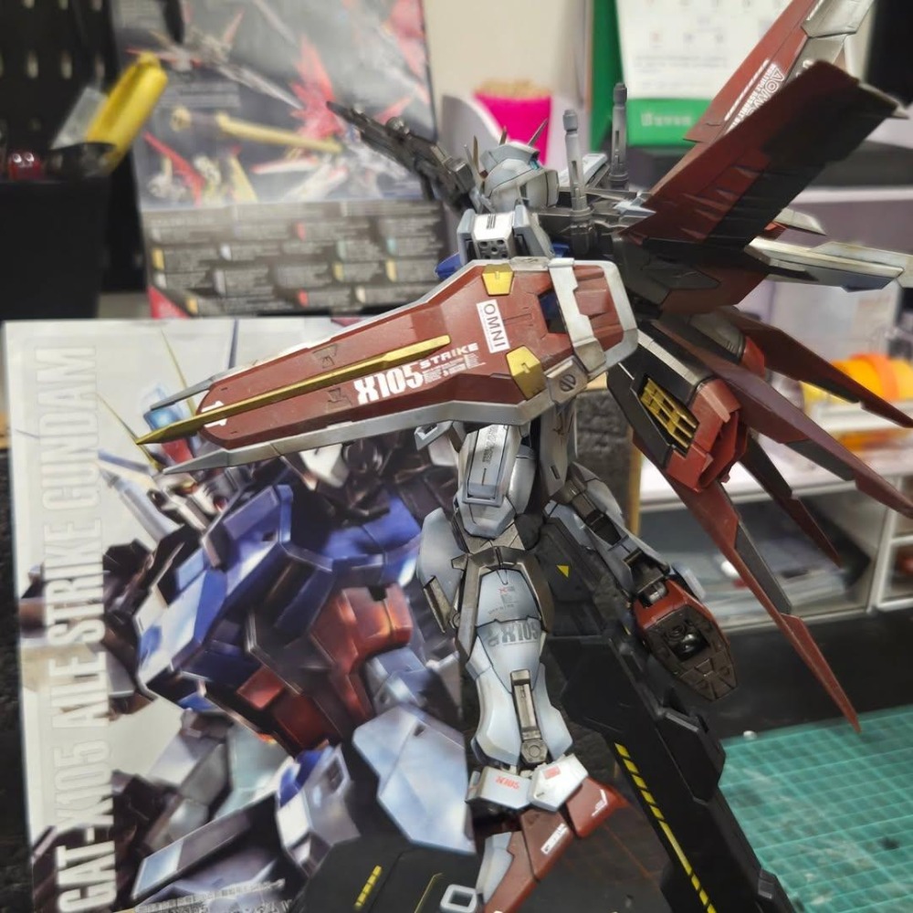 萬代mg攻擊鋼彈塗裝完成品（工作室展示機）-細節圖6