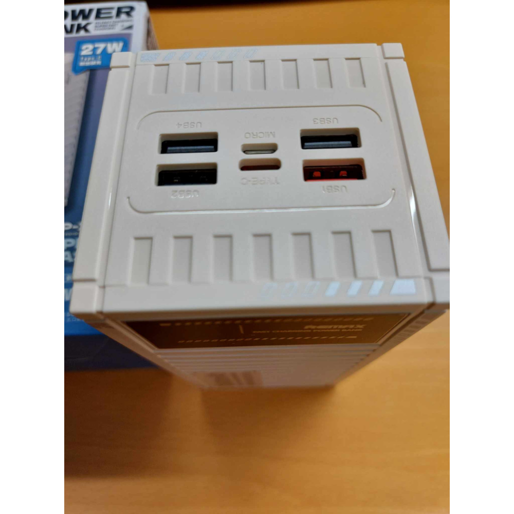 REMAX 貨櫃27W+22.5W 工業風50000MAH 大容量 行動電源 RPP-161-細節圖2