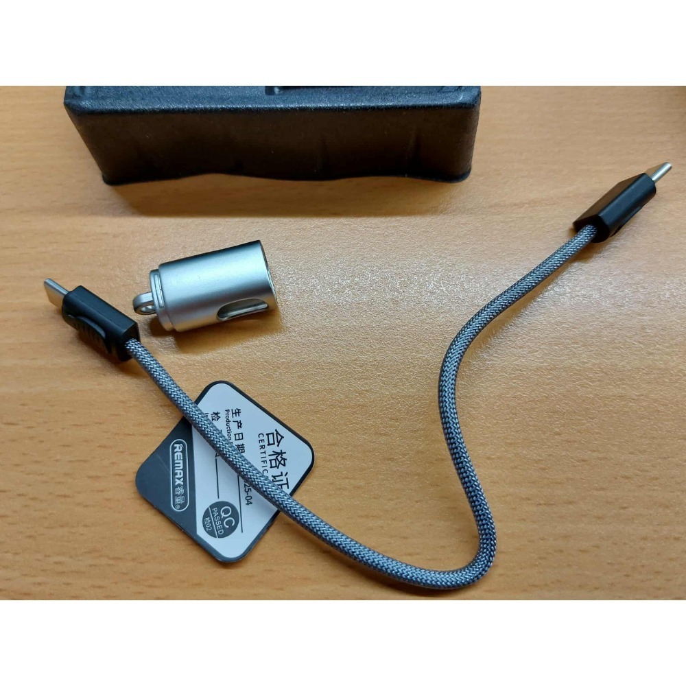 REMAX 迷你版 22.5W 行動電源 20000mAh 77WH 可上飛機 鋁合金 掛繩線 快充 數顯 行動電源-細節圖4