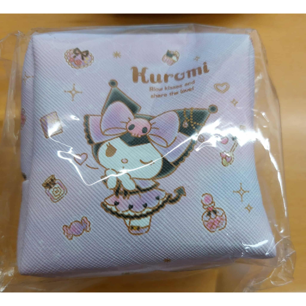 三麗鷗 KITTY 酷洛米 帕恰狗 大耳狗 皮質化妝包 小方萬用包 T型 零錢包-規格圖2