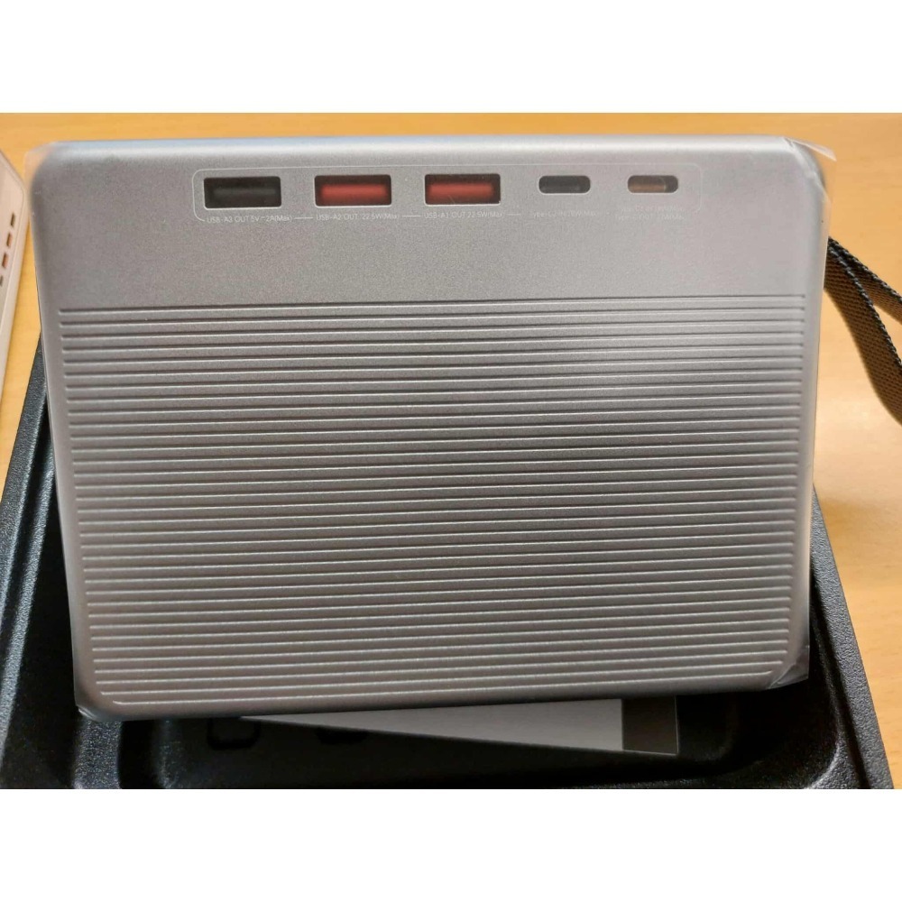 REMAX LED燈 PD27W 超快充 戶外行動電源 60000mAh 大容量行動電源-細節圖2