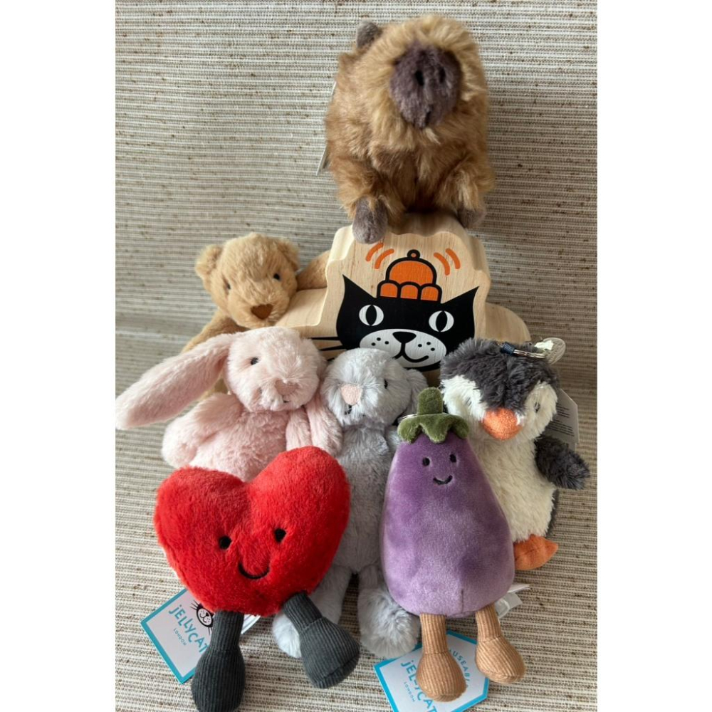 【現貨】英國 Jellycat 吊飾 鑰匙圈 花生 可頌 咖啡杯 網球 足球 多款可選-細節圖4