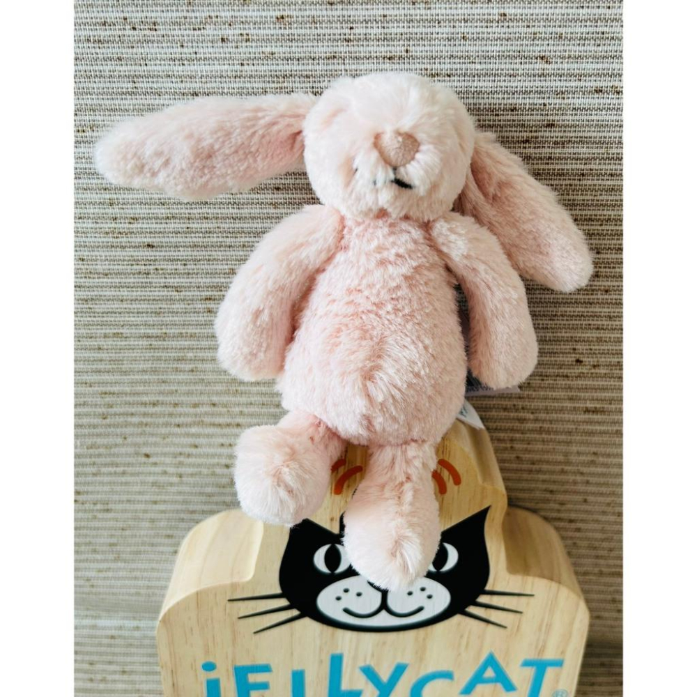 【現貨】英國 Jellycat 吊飾 鑰匙圈 花生 可頌 咖啡杯 網球 足球 多款可選-細節圖7