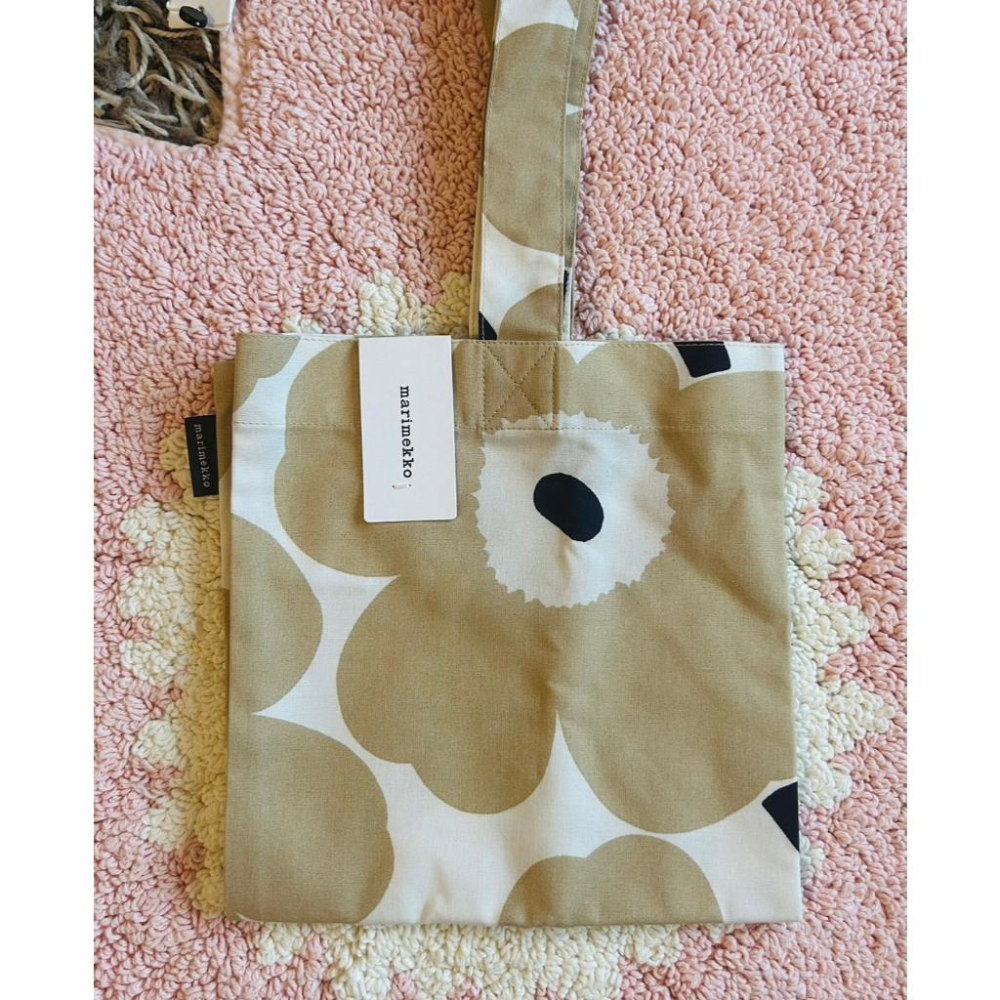 【現貨】️芬蘭 Marimekko 棉質購物袋 手提袋 環保袋 布包 罌粟花 奶茶 黑白 經典紅 Unikko 新色-細節圖3