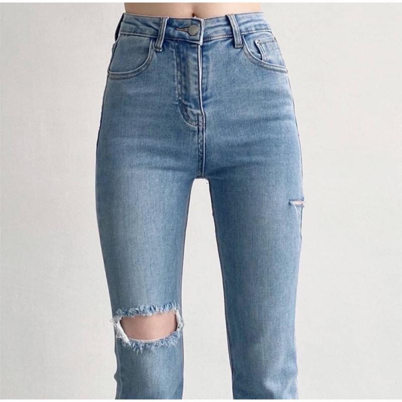 現貨🔥FSY 直播熱賣款 // 質感水洗割破巨彈淺色牛仔長褲👖-細節圖3