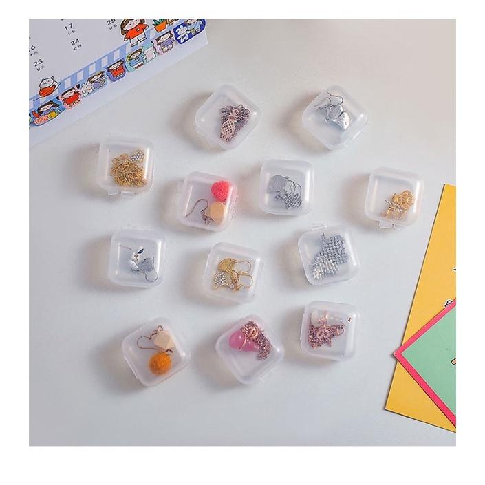 湊免運專區💸簡約迷尼飾品收納多功能透明小方盒-細節圖9
