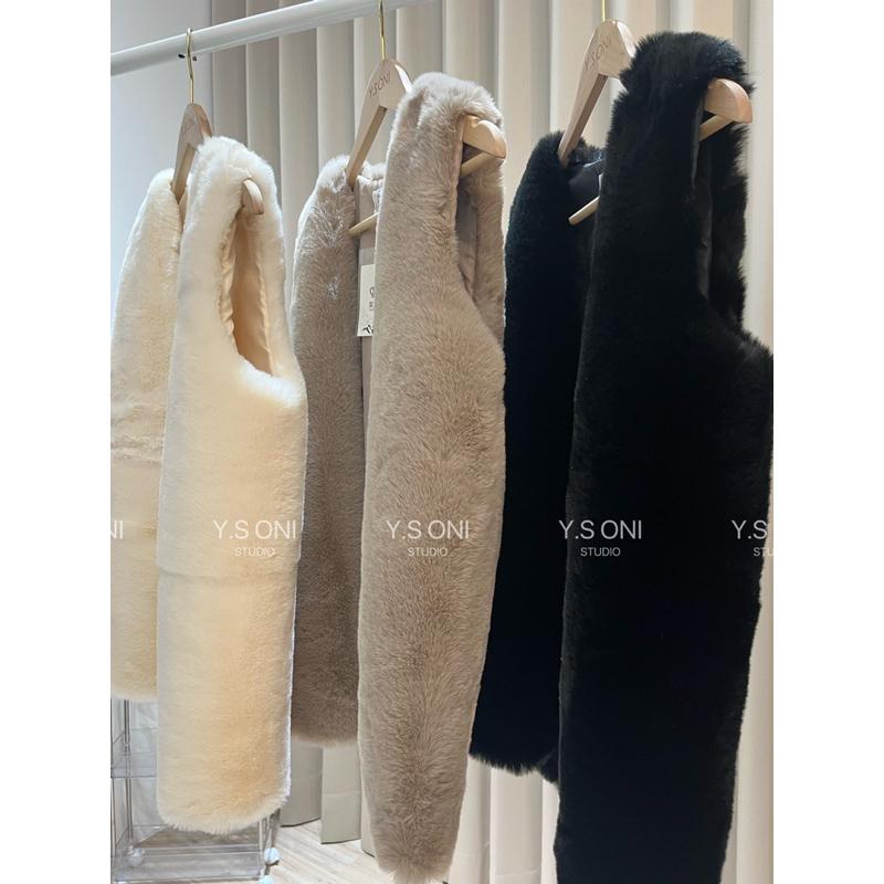 [Y.S ONI ]現貨🖤要多澎有多澎-貴氣毛毛長版鋪棉背心 皮草 背心 毛毛-細節圖8