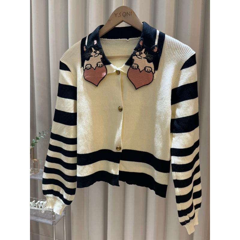 [Y.S ONI ]現貨🖤刺繡貓咪領子條紋針織澎袖上衣 襯衫 可愛 橫條紋 愛心 甜美-細節圖4