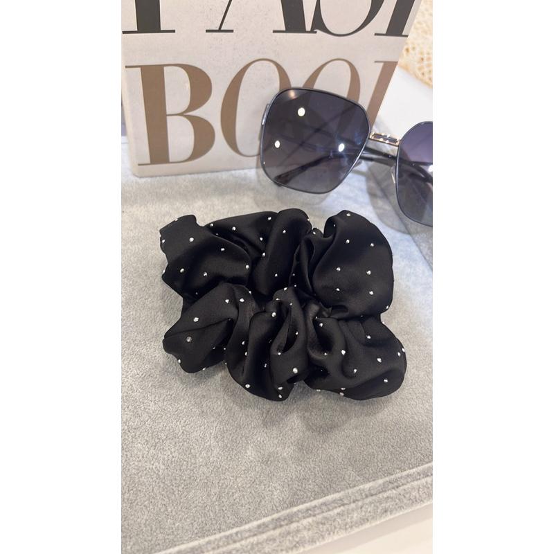 [Y.S ONI] 現貨 🇰🇷東大門手工鑲鑽緞面大腸圈-細節圖7