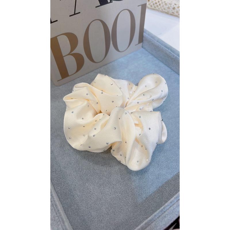 [Y.S ONI] 現貨 🇰🇷東大門手工鑲鑽緞面大腸圈-細節圖8