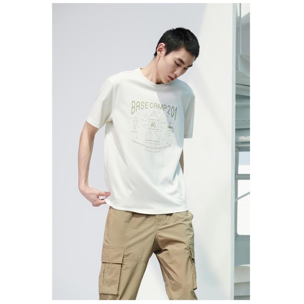 【BLACKYAK】bcc CAMPBELL短袖上衣 (燕麥色/碳灰) 露營圖騰 印花 T恤|BYAB1NC505-細節圖8