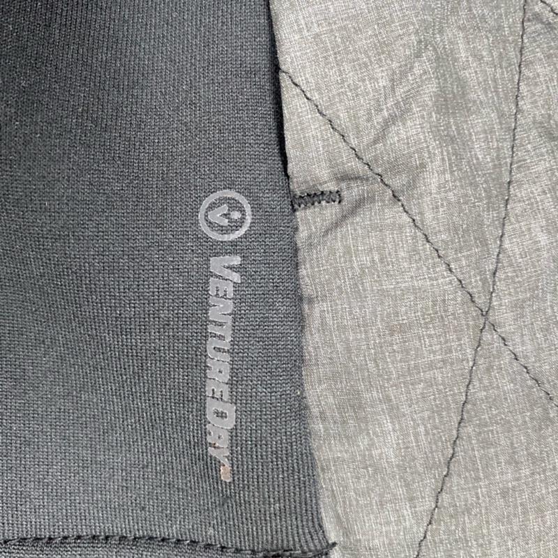 ↘️【特價出清】 女-CH舖棉修身連帽外套-細節圖6