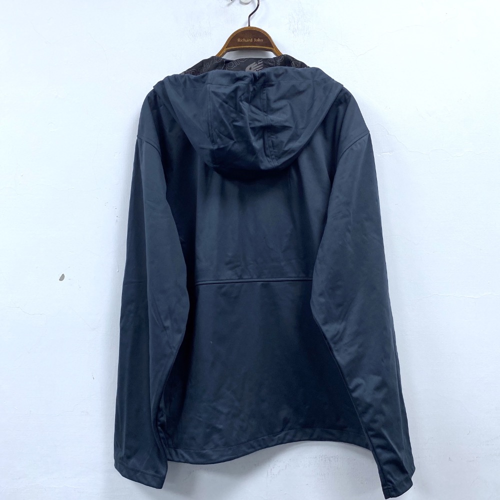 男-連帽貼合彈力薄外套-細節圖4