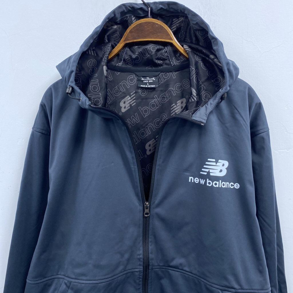 男-連帽貼合彈力薄外套-細節圖2