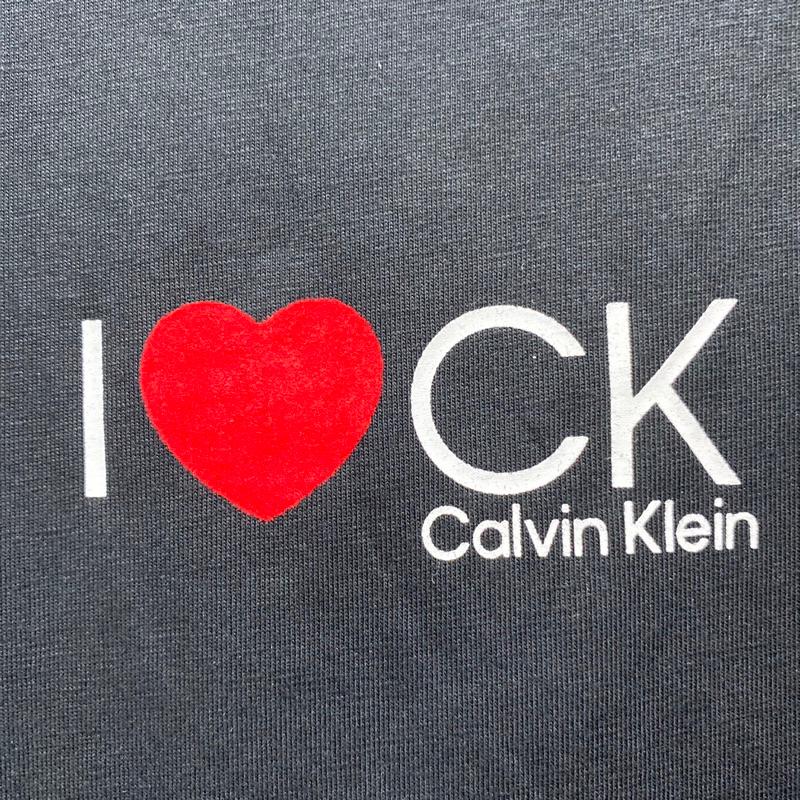 女-CK愛心植絨印花圓領 T恤-細節圖4