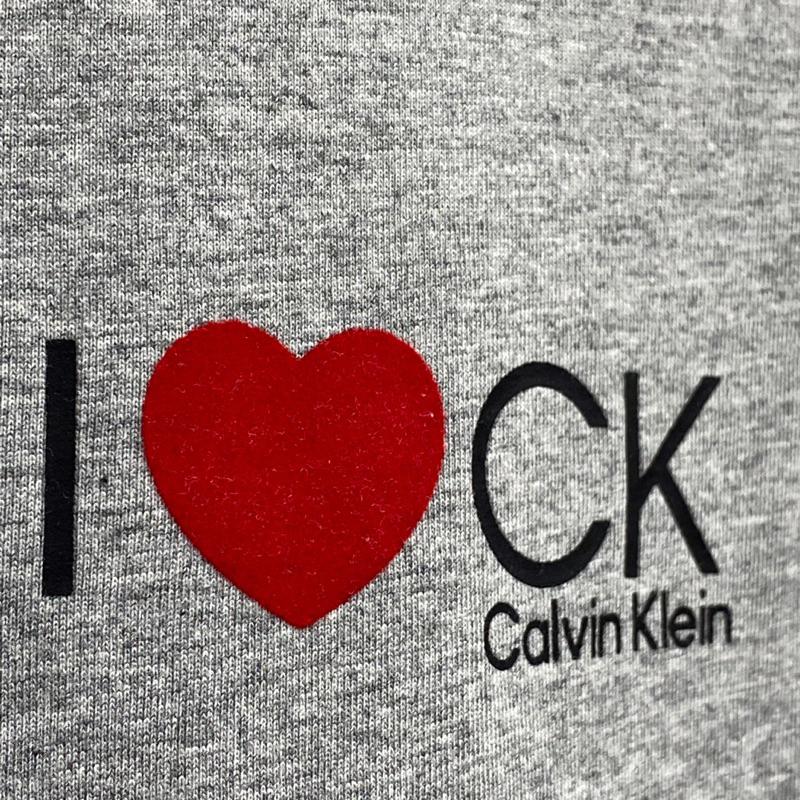 女-CK愛心植絨印花圓領 T恤-細節圖7