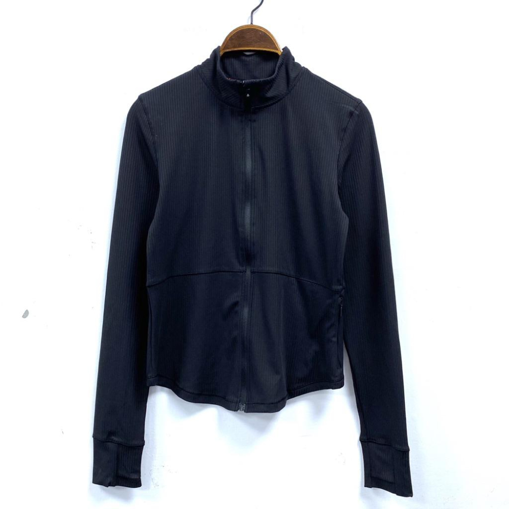 女- spy彈力修身立領運動薄外套-細節圖5