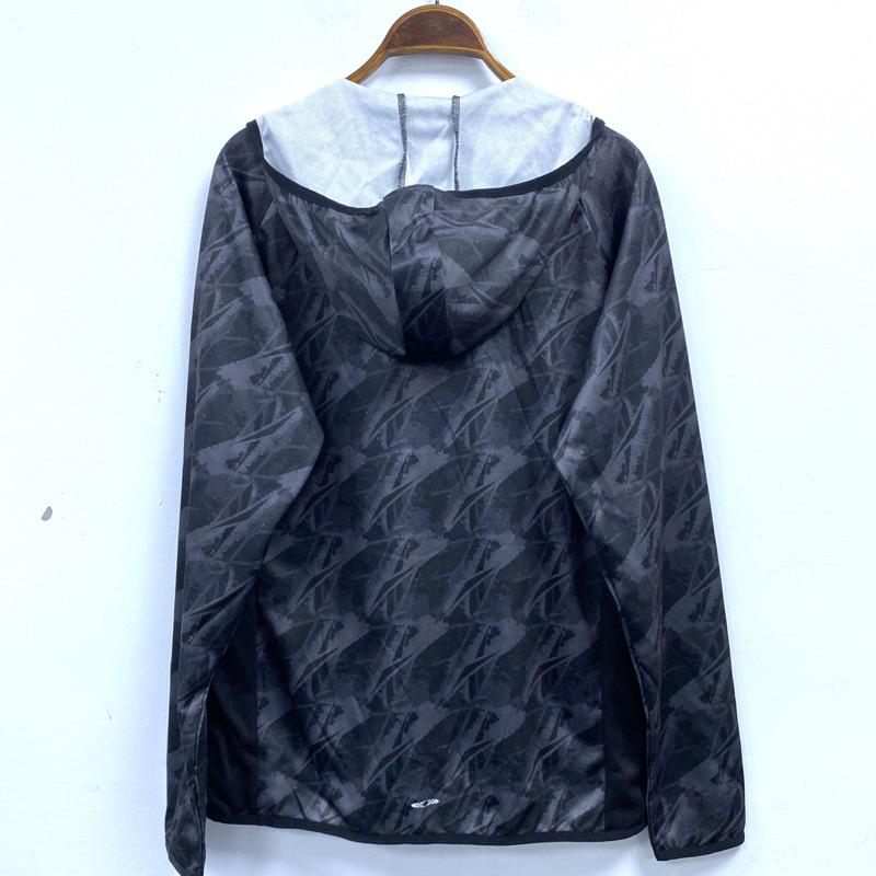 男-印花連帽運動薄外套-細節圖5