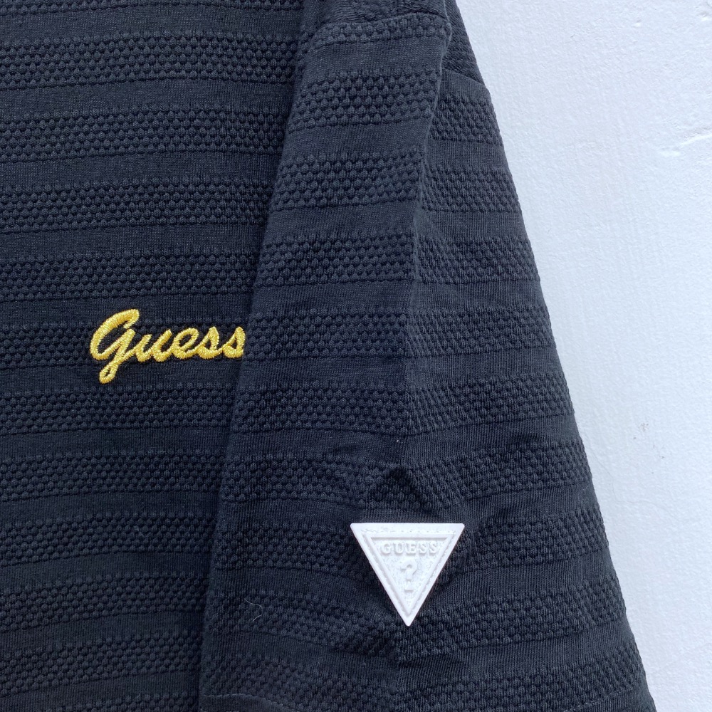 男-GUESS 繡金字 透氣棉T 恤-細節圖3