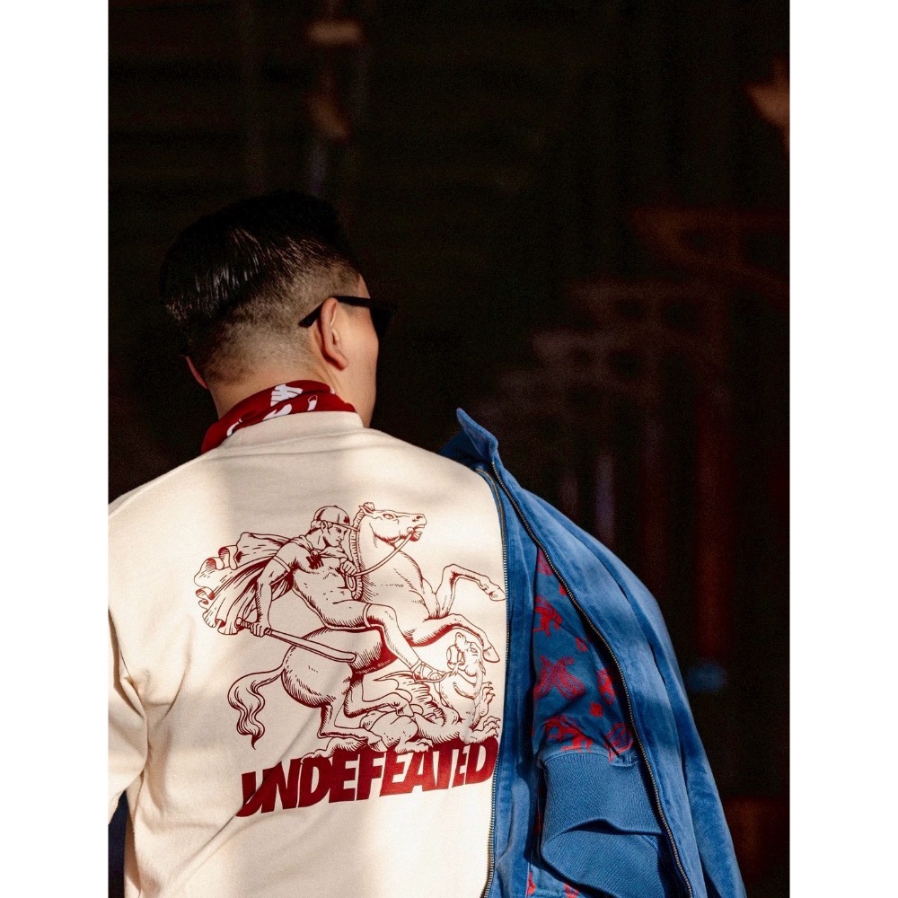 Undefeated五道槓馬年騎士短袖-細節圖6