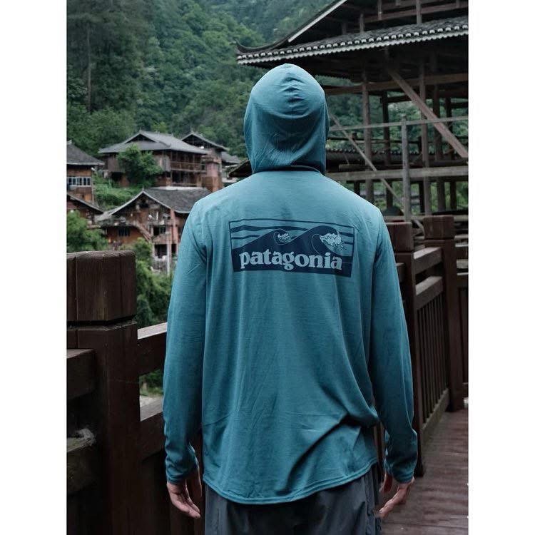 超值推薦超好穿 C1速干系列#【戶外人衣櫃剛需】 Patagonia Graphic Hoody 飛釣路亞 速干連帽防曬-細節圖3