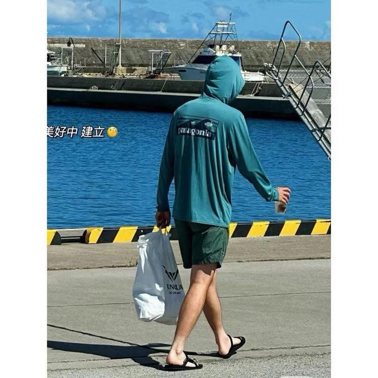 超值推薦超好穿 C1速干系列#【戶外人衣櫃剛需】 Patagonia Graphic Hoody 飛釣路亞 速干連帽防曬-細節圖4