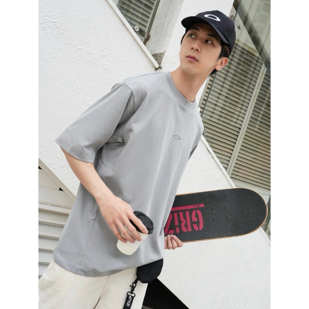 OAKLEY 立體刺繡Logo 舒適簡約 圓領短袖T恤 男女同款-細節圖2
