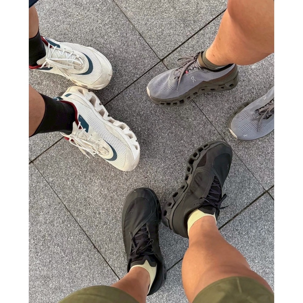 On x KITH K-Tech 2聯名款輕便透氣緩震跑步鞋-細節圖5