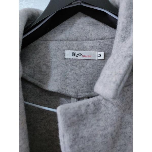 (二手)H2O 米灰色中長版大衣-細節圖3