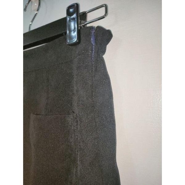 (二手)黑色後鬆緊毛呢前開叉中長裙-細節圖5