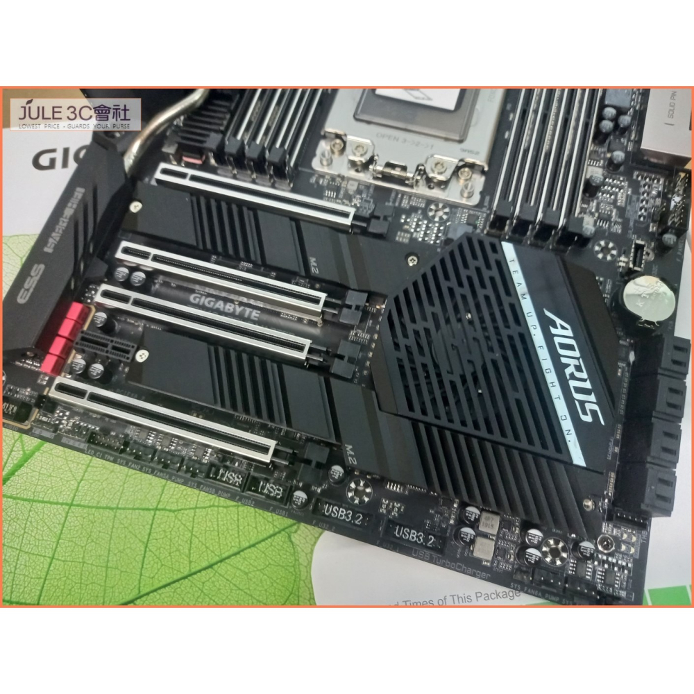 JULE 3C會社-技嘉 TRX40 AORUS MASTER 16+3相電源/全數位/散熱裝甲/sTRX4 主機板-細節圖2
