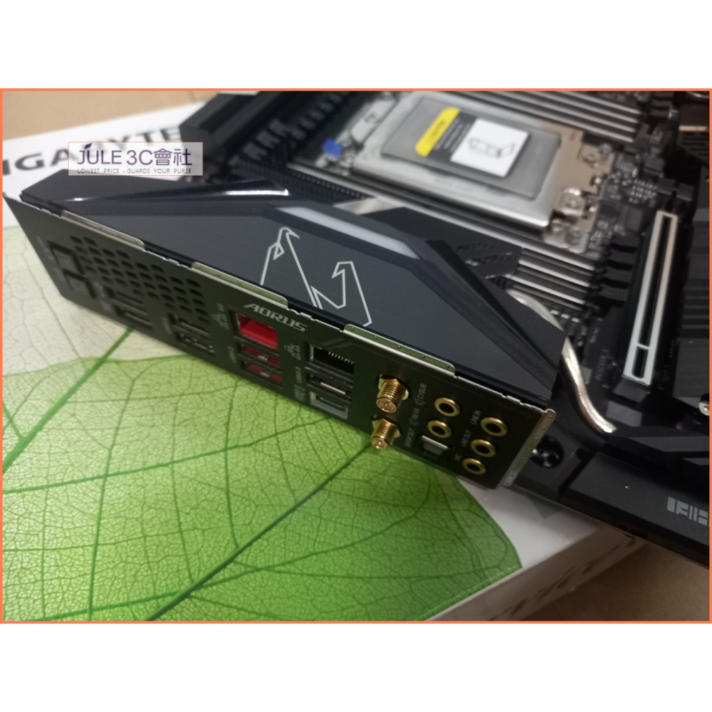 JULE 3C會社-技嘉 TRX40 AORUS MASTER 16+3相電源/全數位/散熱裝甲/sTRX4 主機板-細節圖4