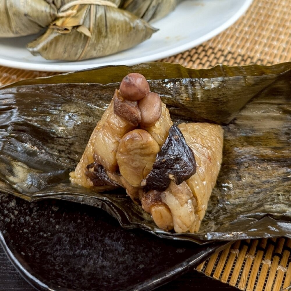 經典北部香菇肉粽(每包450g±10%/3顆入)【海陸管家】滿額免運 北部粽 北部粽子 粽子 端午-細節圖2