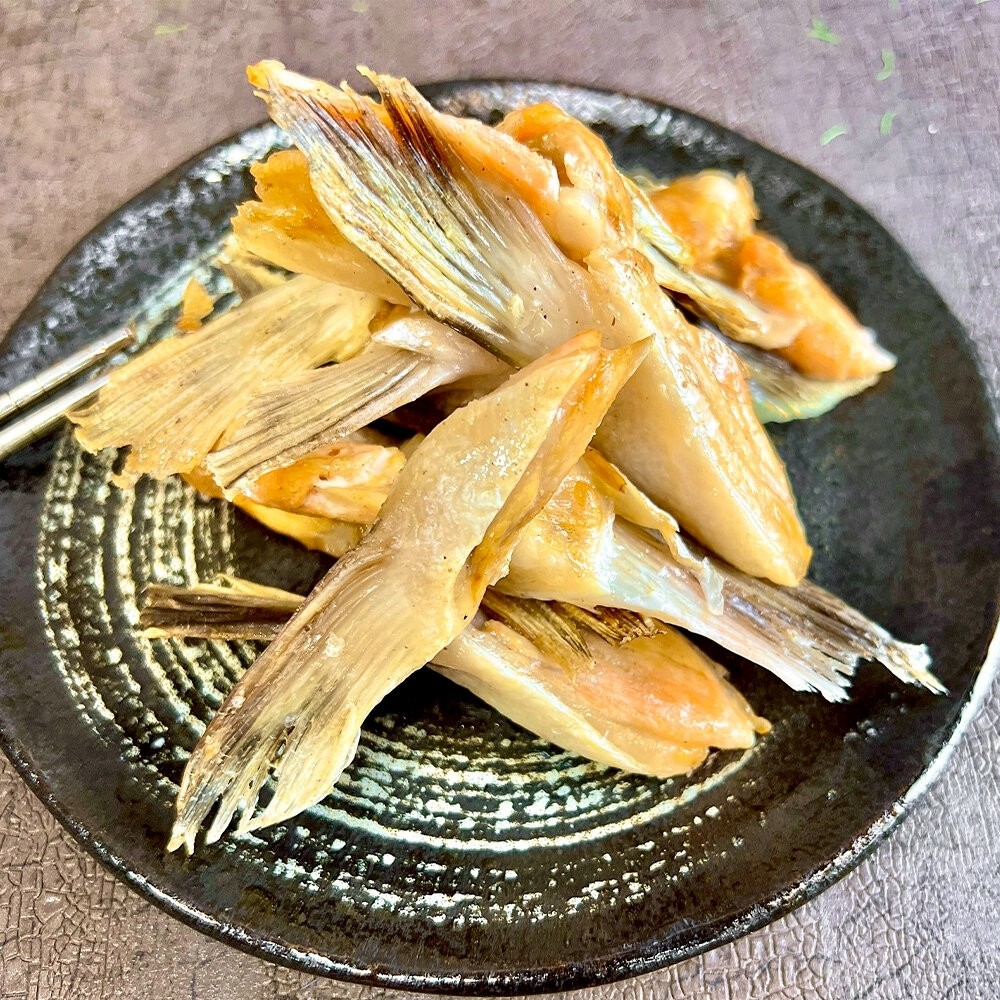 智利細嫩鮭魚腹鰭肉(每包1kg±10%)【天天鮮配】鮭魚 鰭邊肉 鰭腹肉-細節圖2