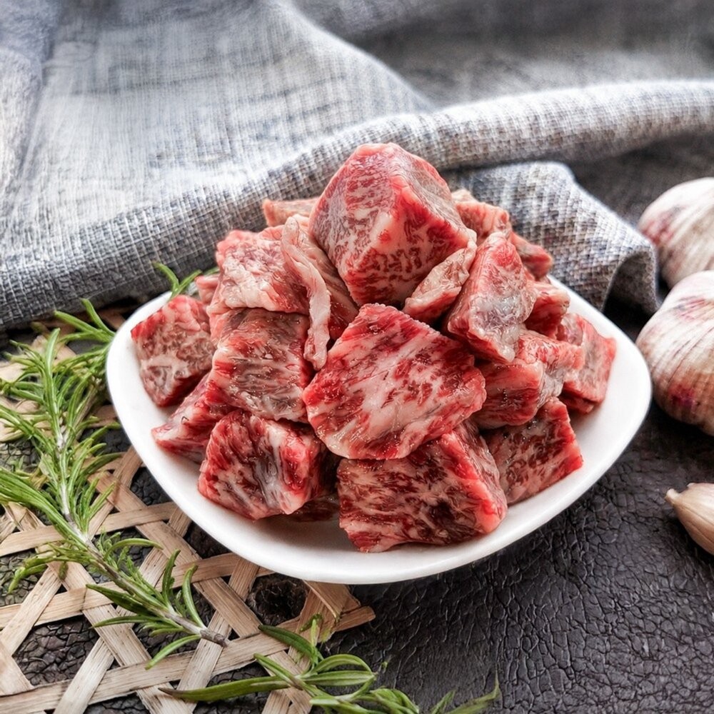 日本A5和牛角切肉(每包250g±10%)【天天鮮配】滿額免運 頂級和牛 老饕燒肉首選 烤肉 露營-細節圖2