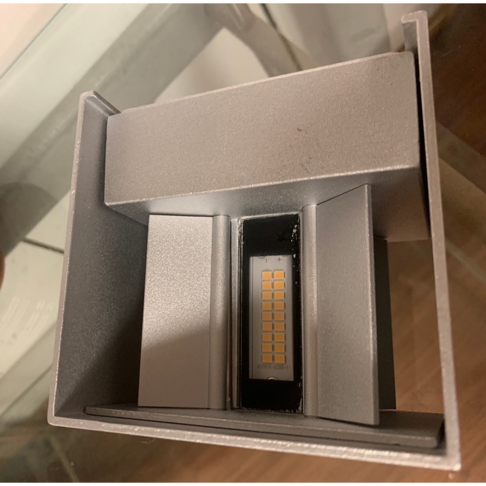 ~萊特小舖~銀色北歐簡約客廳 臥室 樓梯 走道壁燈 户外防水壁燈 可調式防水壁燈 洗牆壁燈 上下透光壁燈 (含稅附發票)-細節圖4