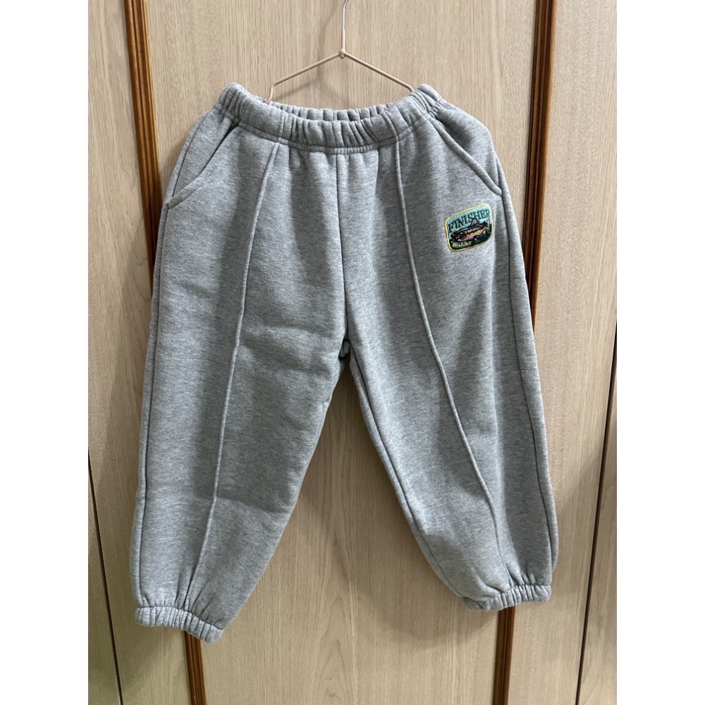 韓國孩子的薄磨毛山系logo小標休間棉褲9-（100）-細節圖2