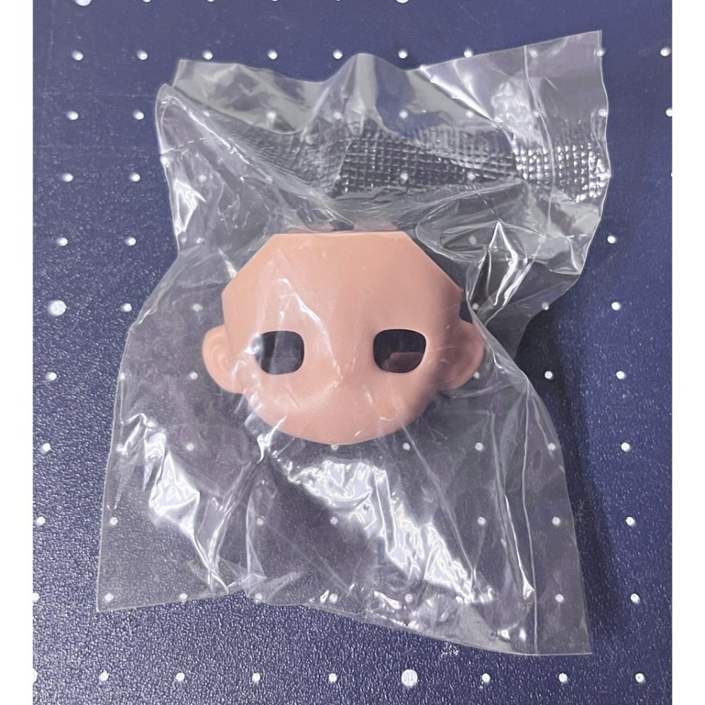 開眼空白臉（咖）