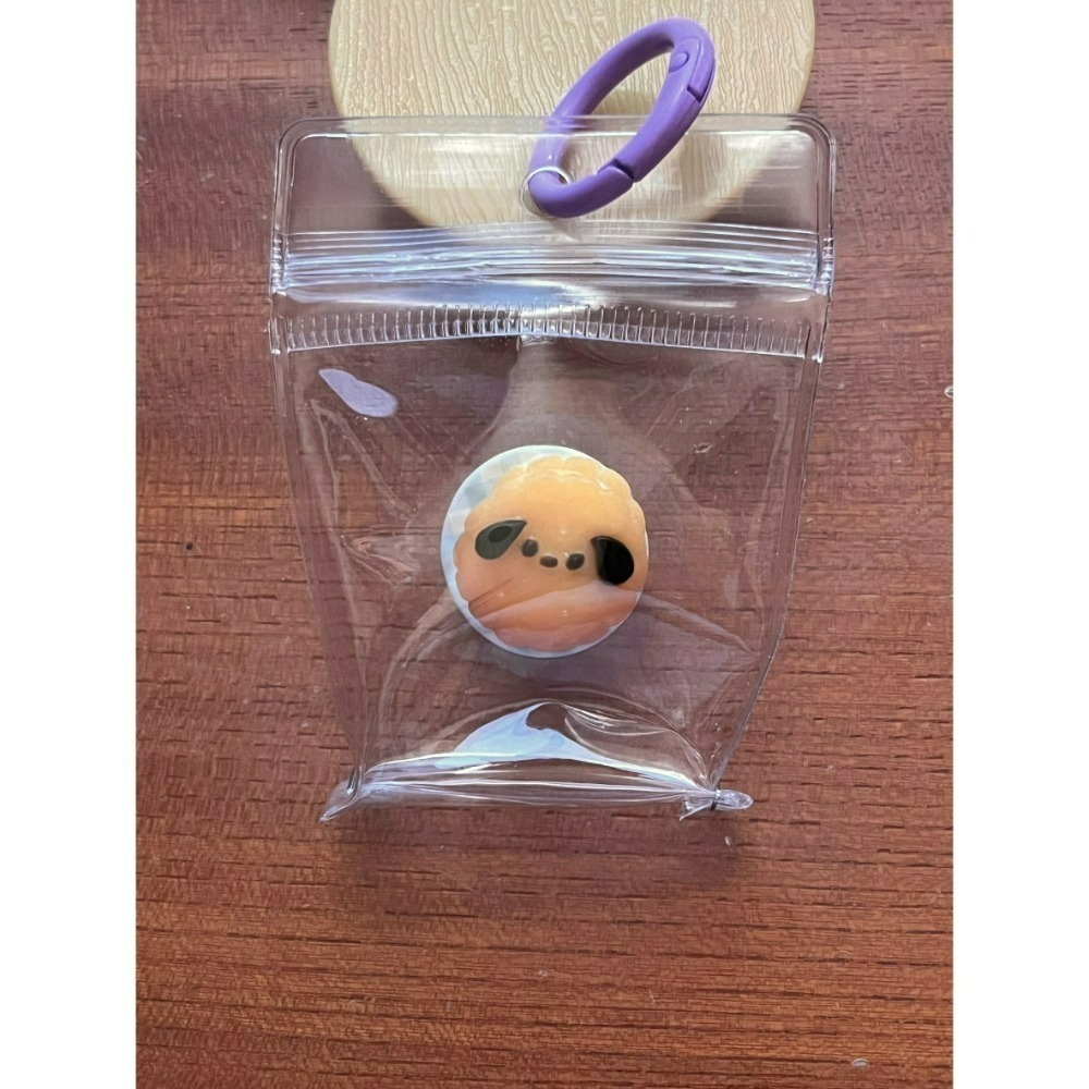 Ａ：餅乾狗（藍盤）